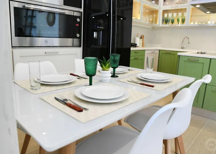 Blue Horizon & 公寓